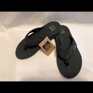 Reef flip flops sandals black size 7